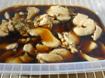 chashu chicken in container